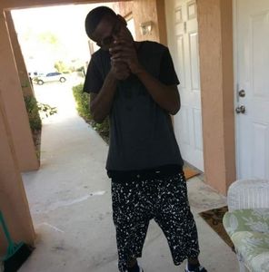 Meet your Posher, Aaron